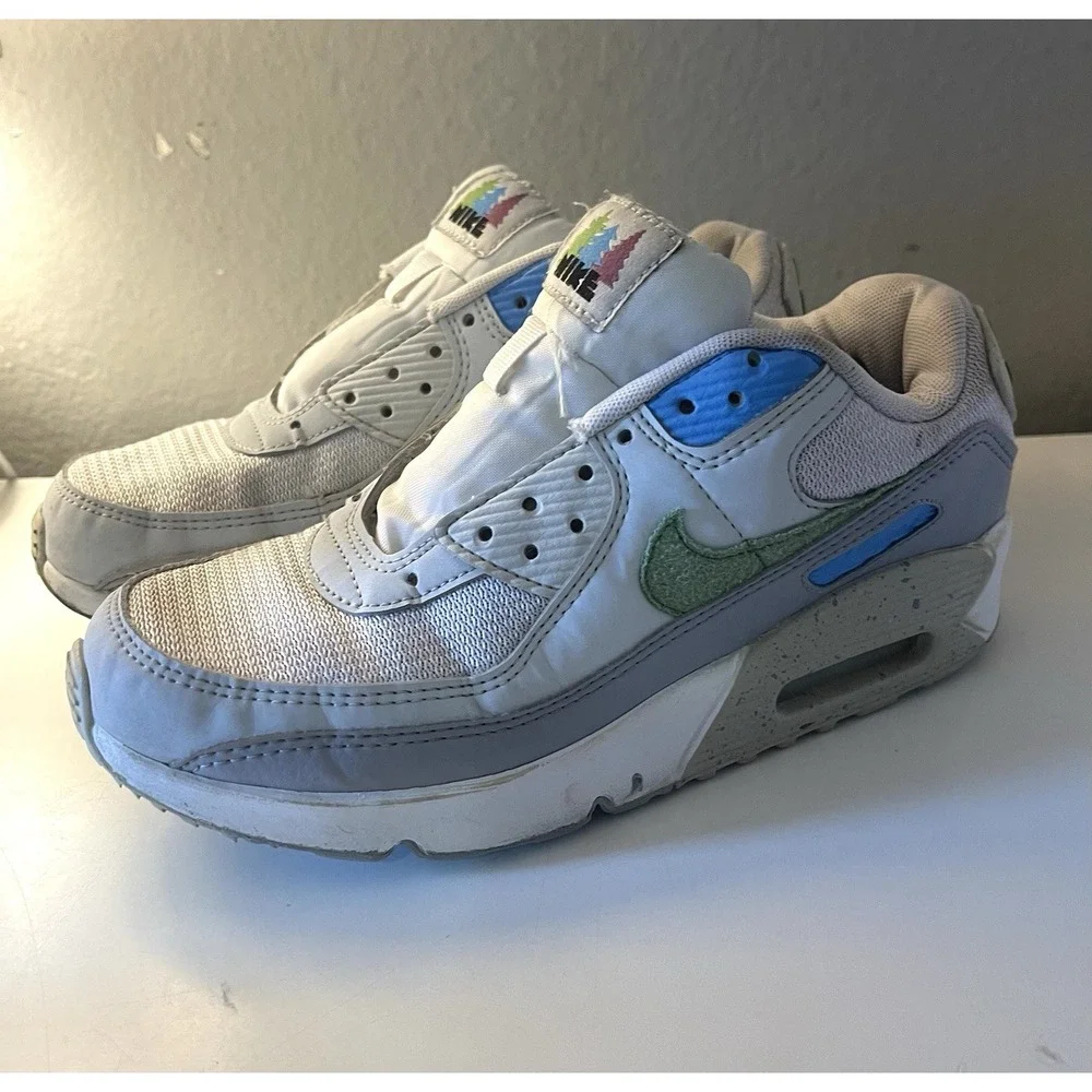 Nike Air Max 90 Evergreen Youth‎ / Women's Size 6 Y
